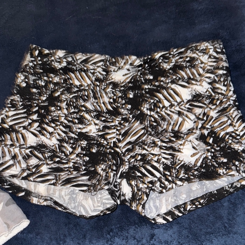 Victoria's Secret Black and White Patterned Women Shorts